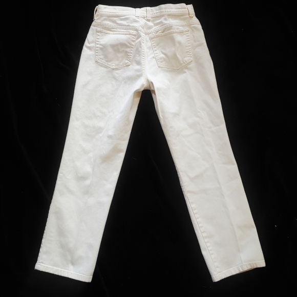 Gloria Vanderbilt Amanda Jeans - Picture 5 of 15